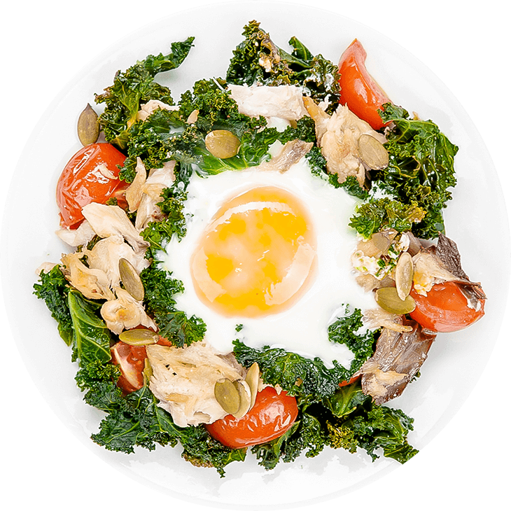 Baked eggs with kale and mackerel