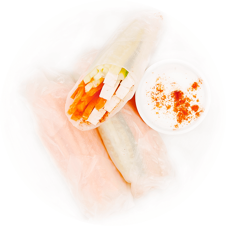 Весенние рулеты с тофу, морковью и огурцом